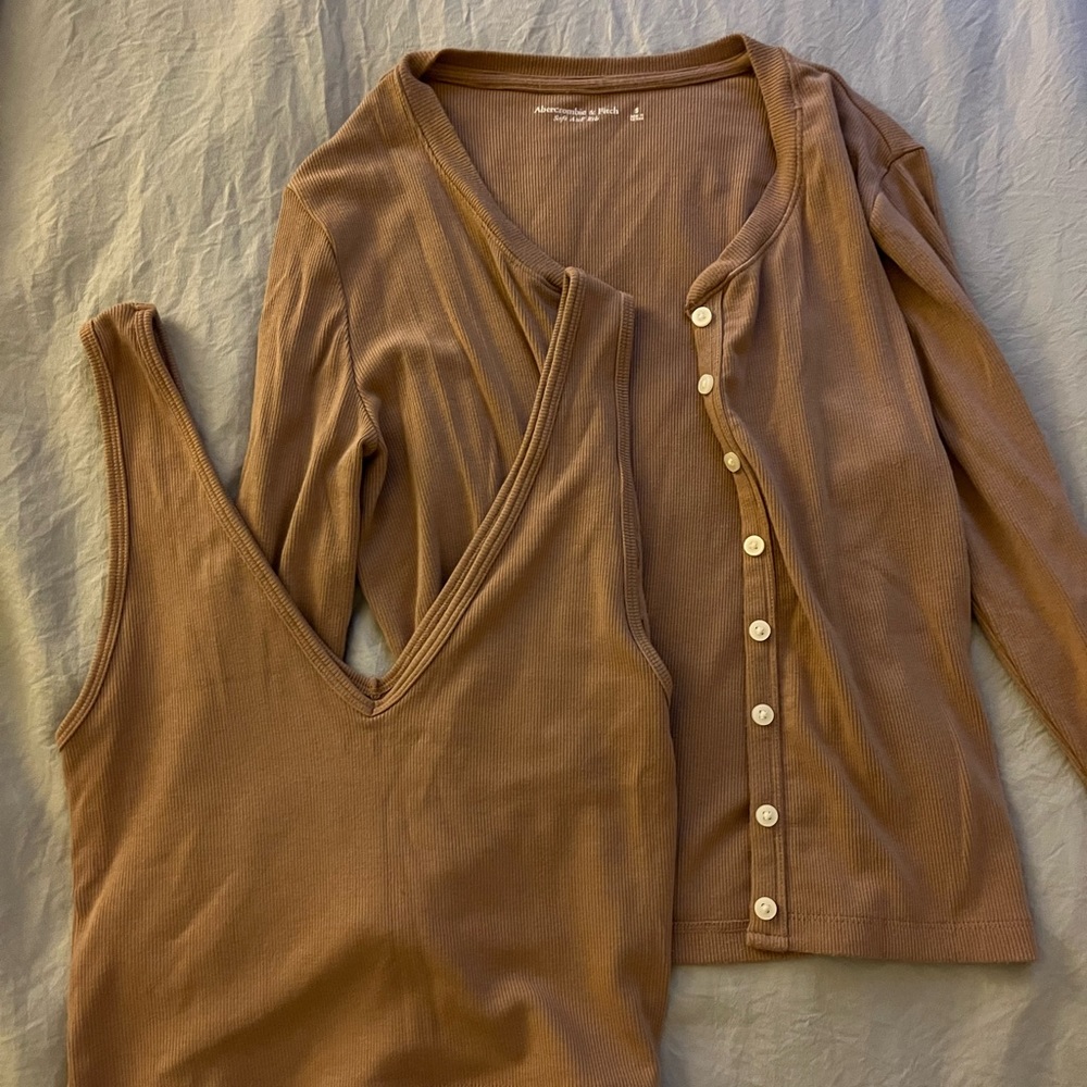 Abercrombie sweater and tank set